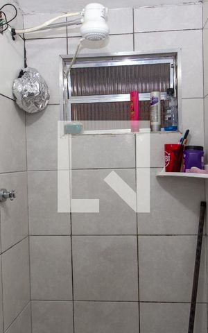 Casa à venda com 200m², 4 quartos e 1 vagaBanheiro