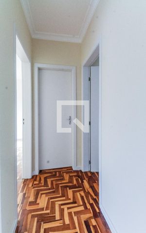 Casa à venda com 201m², 3 quartos e 2 vagasCorredor