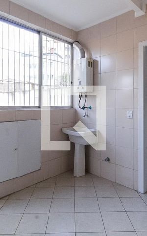 Casa à venda com 201m², 3 quartos e 2 vagasÁrea de serviço
