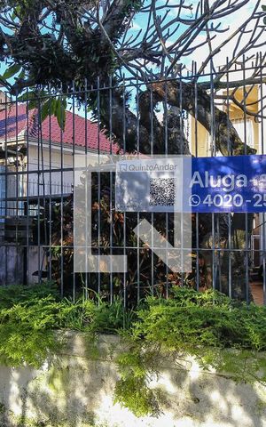 Casa à venda com 201m², 3 quartos e 2 vagasFachada