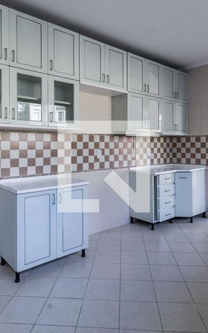 Casa à venda com 201m², 3 quartos e 2 vagasCozinha