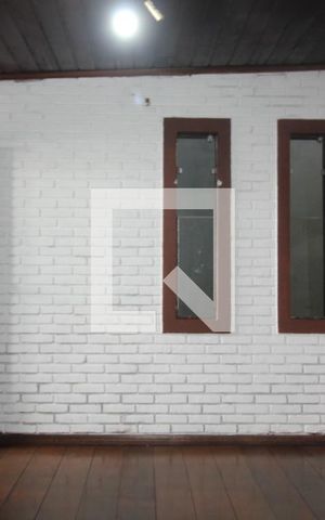 Casa à venda com 125m², 2 quartos e 2 vagasSala