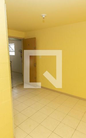 Apartamento à venda com 42m², 2 quartos e 1 vaga Apartamento à venda com 42m², 2 quartos e 1 vagaSala