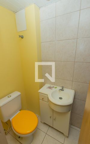 Apartamento à venda com 42m², 2 quartos e 1 vaga Apartamento à venda com 42m², 2 quartos e 1 vagaBanheiro