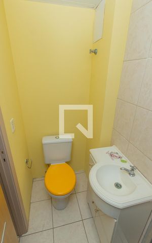 Apartamento à venda com 42m², 2 quartos e 1 vaga Apartamento à venda com 42m², 2 quartos e 1 vagaBanheiro