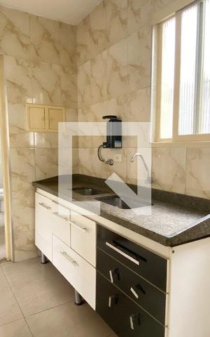 Casa para alugar com 220m², 4 quartos e 2 vagasCozinha
