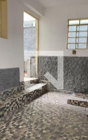 Casa para alugar com 220m², 4 quartos e 2 vagas Casa para alugar com 220m², 4 quartos e 2 vagasÁrea de Serviço