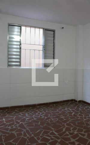 Casa para alugar com 80m², 2 quartos e sem vagaSala