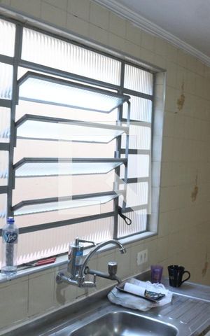 Casa para alugar com 80m², 2 quartos e sem vagaCozinha
