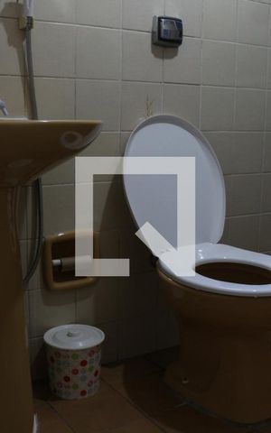 Casa para alugar com 80m², 2 quartos e sem vagaBanheiro 1