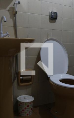 Casa para alugar com 80m², 2 quartos e sem vagaBanheiro 1