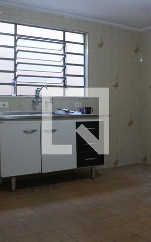 Casa para alugar com 80m², 2 quartos e sem vagaCozinha