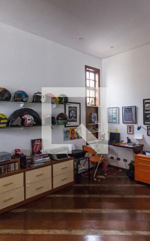 Casa de condomínio à venda com 350m², 5 quartos e sem vagaEscritório