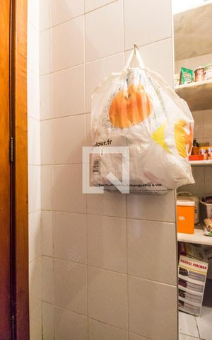 Casa de condomínio à venda com 350m², 5 quartos e sem vagaDespensa