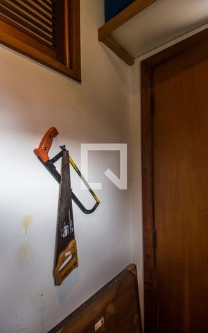 Casa de condomínio à venda com 350m², 5 quartos e sem vagaDepósito