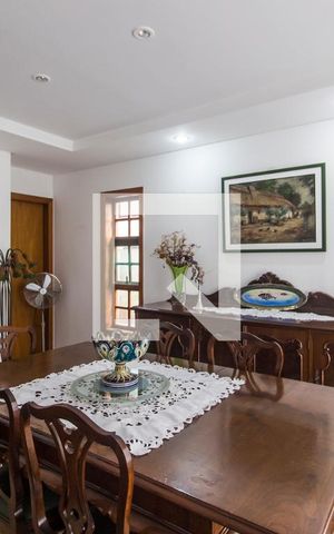 Casa de condomínio à venda com 350m², 5 quartos e sem vagaSala de Jantar