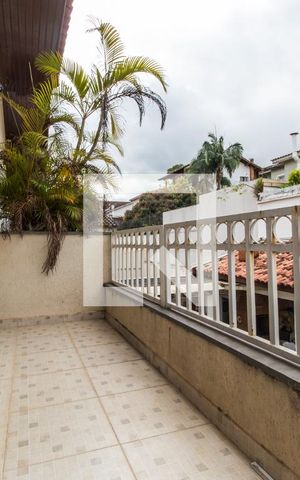 Casa de condomínio à venda com 350m², 5 quartos e sem vagavaranda