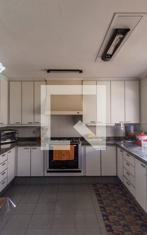 Casa de condomínio à venda com 350m², 5 quartos e sem vagaCozinha