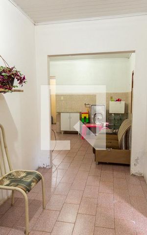 Casa à venda com 300m², 4 quartos e 7 vagas Casa à venda com 300m², 4 quartos e 7 vagasCasa 2 / Cozinha