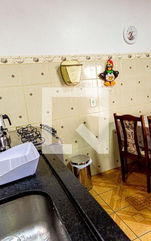 Casa à venda com 300m², 4 quartos e 7 vagas Casa à venda com 300m², 4 quartos e 7 vagasCasa 1 / Cozinha
