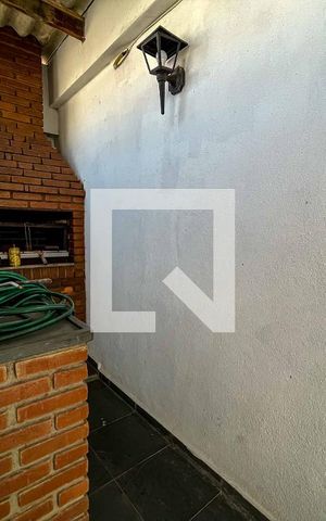Casa à venda com 215m², 3 quartos e 3 vagas Casa à venda com 215m², 3 quartos e 3 vagasChurrasqueira