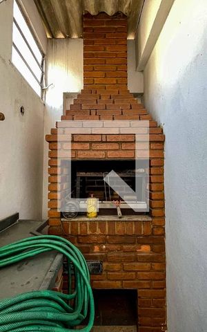 Casa à venda com 215m², 3 quartos e 3 vagas Casa à venda com 215m², 3 quartos e 3 vagasChurrasqueira