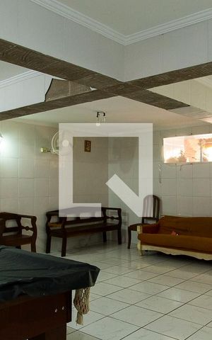 Casa à venda com 300m², 5 quartos e 5 vagasSalão