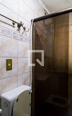 Casa à venda com 300m², 5 quartos e 5 vagasBanheiro Térreo