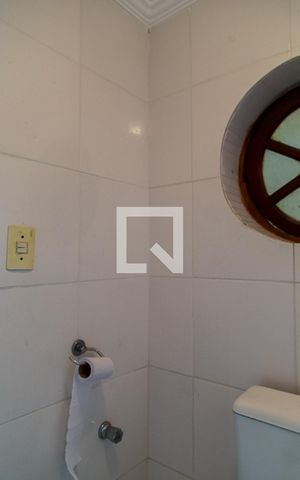 Casa à venda com 300m², 5 quartos e 5 vagasLavabo do Salão