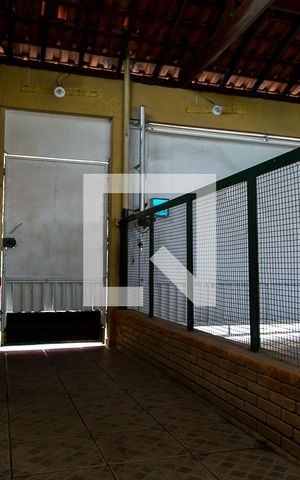 Casa à venda com 300m², 5 quartos e 5 vagasCorredor