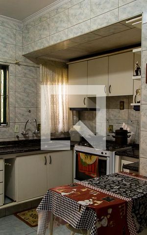 Casa à venda com 300m², 5 quartos e 5 vagasCozinha