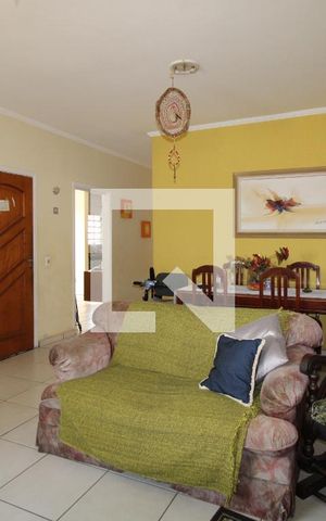 Casa à venda com 154m², 4 quartos e 3 vagasSala