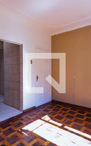 Apartamento à venda com 69m², 2 quartos e sem vaga Apartamento à venda com 69m², 2 quartos e sem vagaSala