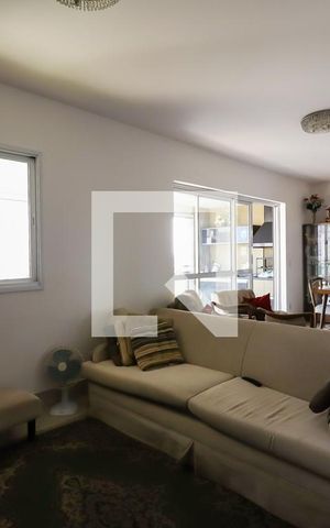 Apartamento à venda com 120m², 3 quartos e 2 vagas Apartamento à venda com 120m², 3 quartos e 2 vagasSala
