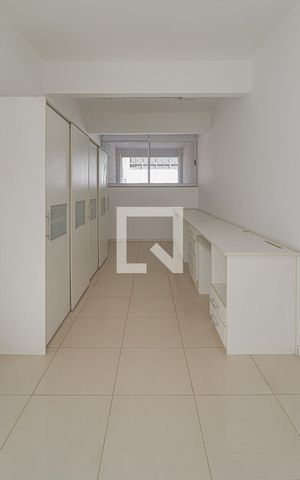 Apartamento à venda com 240m², 3 quartos e 4 vagasQuarto 3