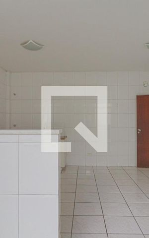 Apartamento à venda com 240m², 3 quartos e 4 vagasCozinha e Área de Serviço