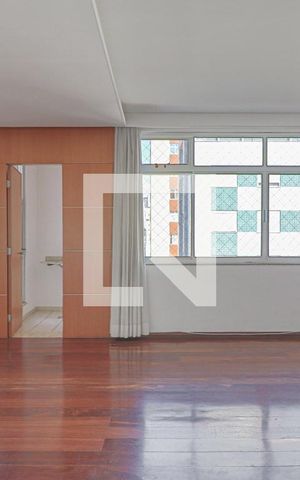 Apartamento à venda com 240m², 3 quartos e 4 vagasSala 1