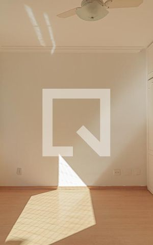 Apartamento à venda com 240m², 3 quartos e 4 vagasQuarto 