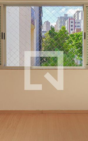 Apartamento à venda com 240m², 3 quartos e 4 vagasQuarto 