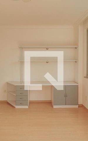 Apartamento à venda com 240m², 3 quartos e 4 vagasQuarto 