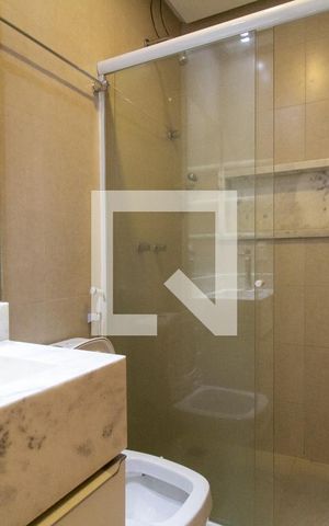 Apartamento para alugar com 80m², 3 quartos e 2 vagas Apartamento para alugar com 80m², 3 quartos e 2 vagasBanheiro Social