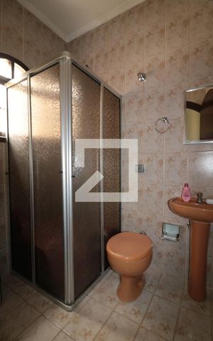 Casa à venda com 400m², 5 quartos e 5 vagasBanheiro de Serviço