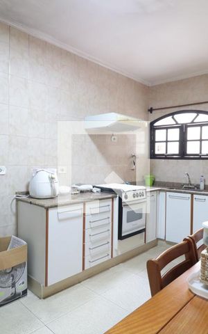 Casa à venda com 400m², 5 quartos e 5 vagasCozinha 