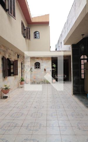 Casa à venda com 400m², 5 quartos e 5 vagasQuintal