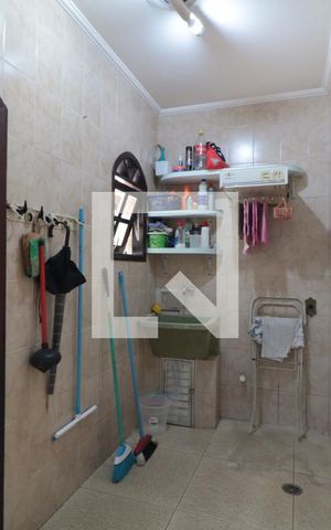 Casa à venda com 400m², 5 quartos e 5 vagasÁrea de Serviço