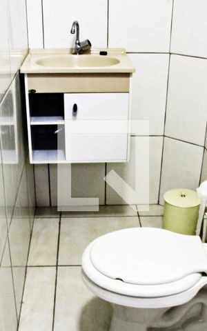 Casa para alugar com 250m², 4 quartos e 2 vagasSuíte 1