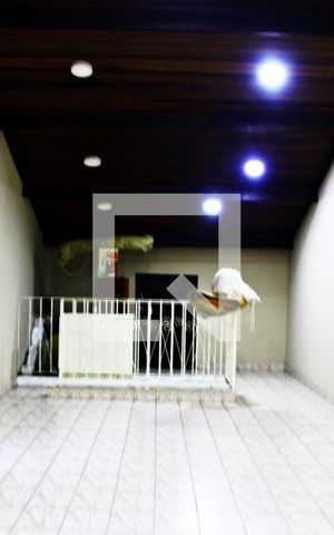 Casa para alugar com 250m², 4 quartos e 2 vagasSotão
