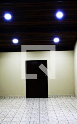 Casa para alugar com 250m², 4 quartos e 2 vagasSotão