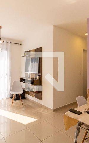 Apartamento à venda com 56m², 2 quartos e 1 vaga Apartamento à venda com 56m², 2 quartos e 1 vagaSala