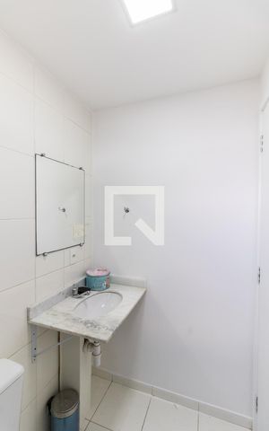 Apartamento à venda com 56m², 2 quartos e 1 vaga Apartamento à venda com 56m², 2 quartos e 1 vagaBanheiro da Suíte